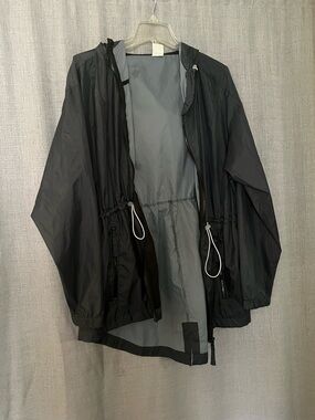 Lightweight Black Women's Windbreaker Jacket